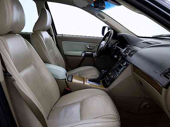 Volvo XC90 R-Design Facelift ATM 2.4 D5 136kW Tallina