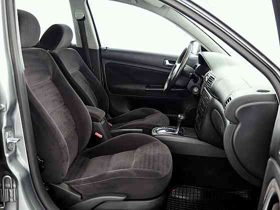 Volkswagen Passat Comfortline Facelift ATM 1.9 TDI 74kW Tallina