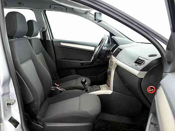 Opel Astra Elegance 1.9 CDTi 74kW Таллин