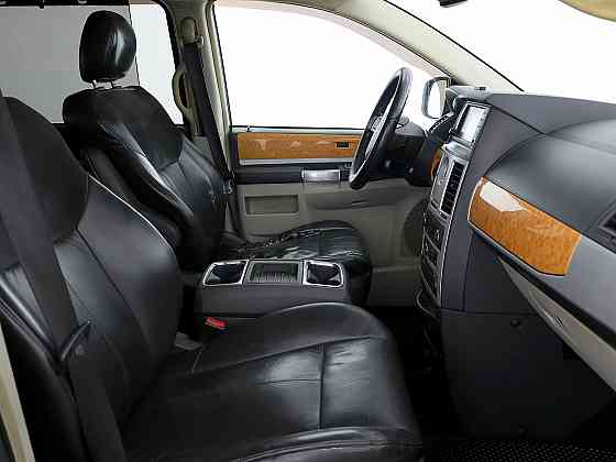 Chrysler Grand Voyager Limited 2.8 CRD 120kW Tallina