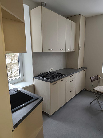 3 istabu mēbelēts dzīvoklis ērta atrašanās vieta (blakus Nacionālajai bibliotēkai). Dzīvoklī... Рига - изображение 2