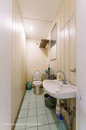 Biroja vai veikala telpas izdevīgā lokācijā.  Foto informatīvs, piedāvājam blakus telpas šajā pat te Рига - изображение 8