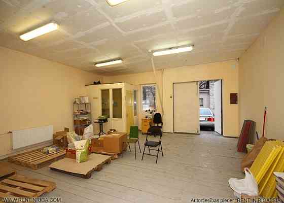 Iznomā apkurināmu noliktavu Krasta masīva rajonā.   Foto informatīvs, piedāvājam blakus telpas šajā  Rīga