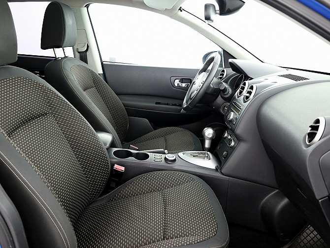 Nissan Qashqai Comfort 4x4 ATM 2.0 104kW Таллин - изображение 6