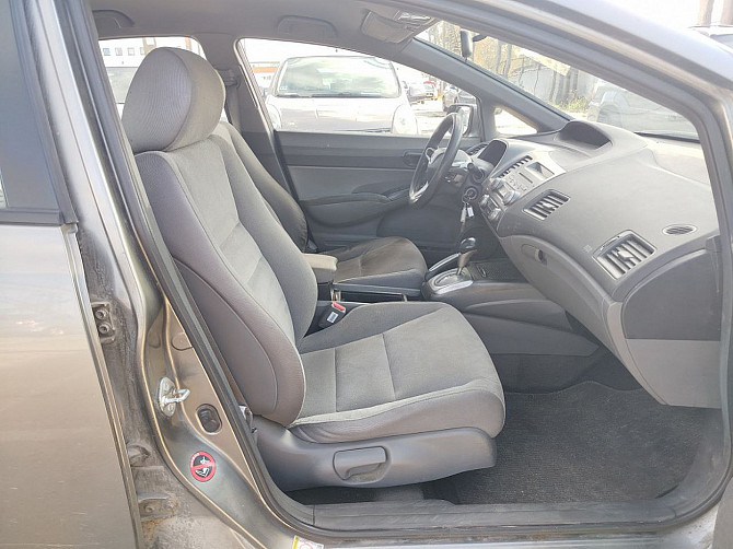 Honda Civic Elegance ATM 1.8 103kW Tallina - foto 6