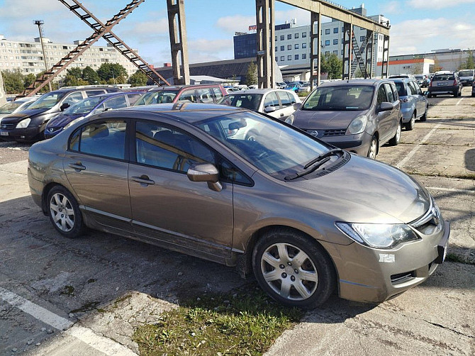 Honda Civic Elegance ATM 1.8 103kW Tallina - foto 1