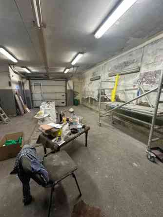 Помещение автосервиса с въездом/подъёмными воротами на Ганибу дамбис. Rīga