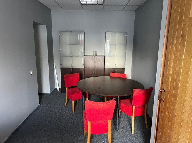 Birojs Ziepniekkalnā pie Vienības gatves.  + 2. stāvs divstāvu ēkā. + Divi kabineti. Wc Rīga - foto 3