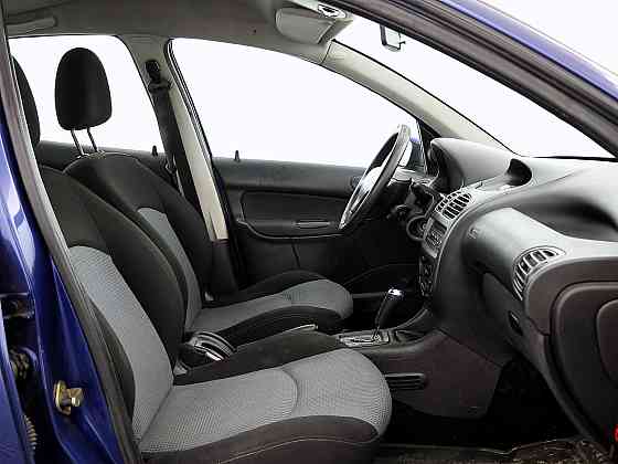 Peugeot 206 Facelift ATM 1.4 55kW Таллин