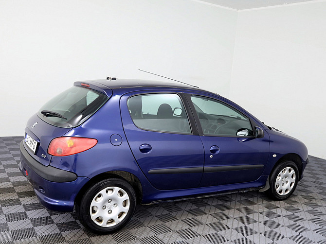 Peugeot 206 Facelift ATM 1.4 55kW Таллин - изображение 3