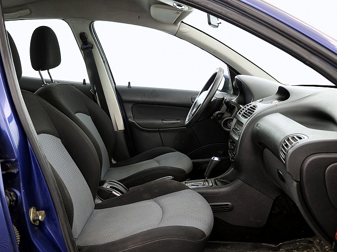 Peugeot 206 Facelift ATM 1.4 55kW Таллин - изображение 6