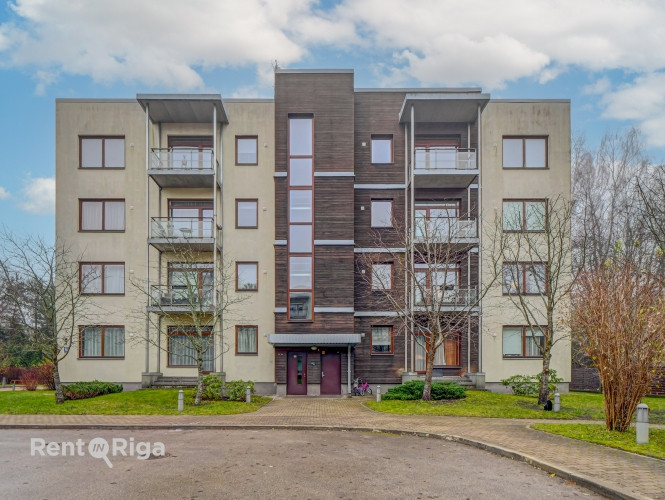 Funkcionāls un mājīgs 3 istabu dzīvoklis pie Anniņmuižas parka  ar mantu glabātuvi Rīga - foto 1