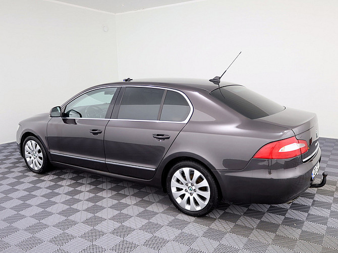 Skoda Superb Highline ATM 1.8 118kW Tallina - foto 4