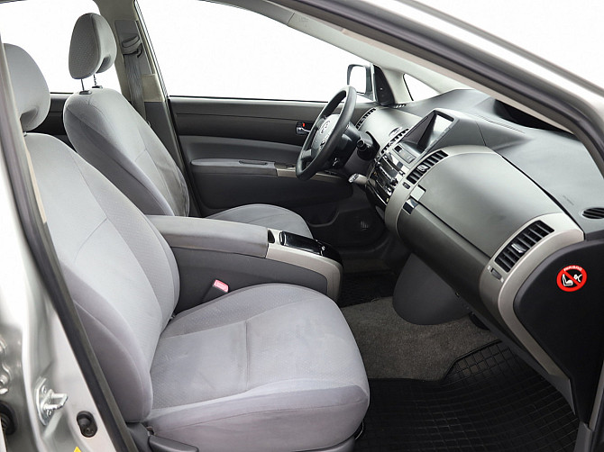 Toyota Prius Hybrid 1.5 57kW Tallina - foto 6