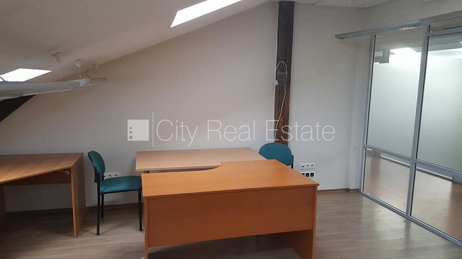 Renovēta māja, viena kvadrātmetra apsaimniekošanas maksa mēnesī  2.03 EUR, maksas stāvvieta, Rīgas rajons - foto 4