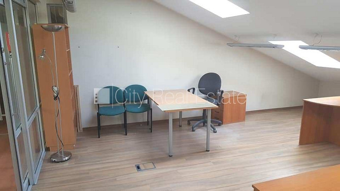 Renovēta māja, viena kvadrātmetra apsaimniekošanas maksa mēnesī  2.03 EUR, maksas stāvvieta, Rīgas rajons - foto 7