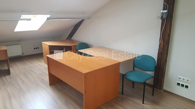 Renovēta māja, viena kvadrātmetra apsaimniekošanas maksa mēnesī  2.03 EUR, maksas stāvvieta, Rīgas rajons - foto 5