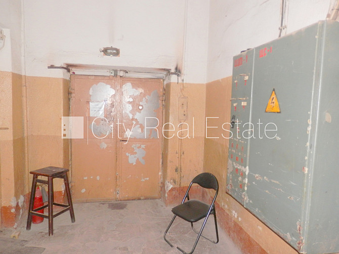 Fasādes māja, slēgts pagalms, vieta vairākām automašīnām, apsargāta teritorija, Rīga - foto 16