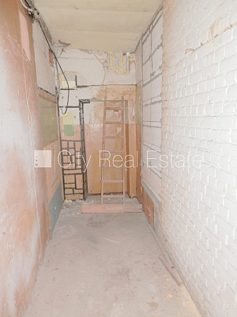 Fasādes māja, slēgts pagalms, vieta vairākām automašīnām, apsargāta teritorija, Rīga - foto 7