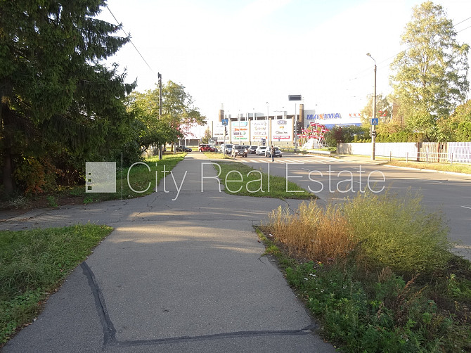 Фасадный дом, кирпичные стены, вход с улицы, в доме подключено 3 фазовое Рига - изображение 12