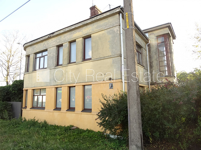 Фасадный дом, кирпичные стены, вход с улицы, в доме подключено 3 фазовое Рига - изображение 5