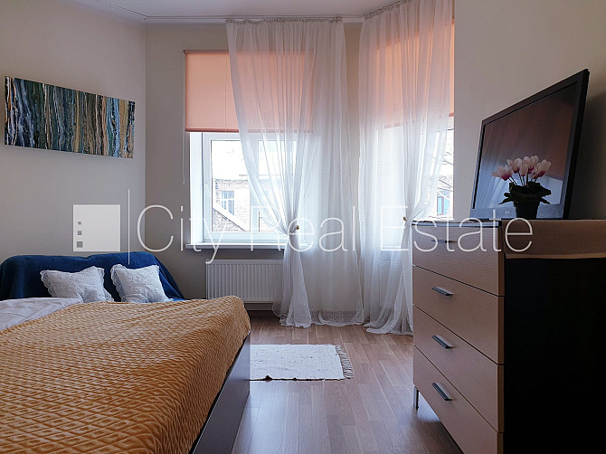 Здание во дворе, реновированный дом, закрытый двор, вход с улицы и со двора, лифт, Рижский район - изображение 7