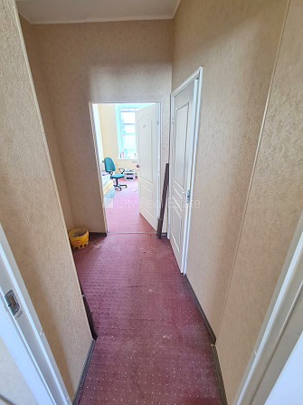 Фасадный дом, реновированный дом, вход с улицы, лифт, лестничная клетка после Рига - изображение 4