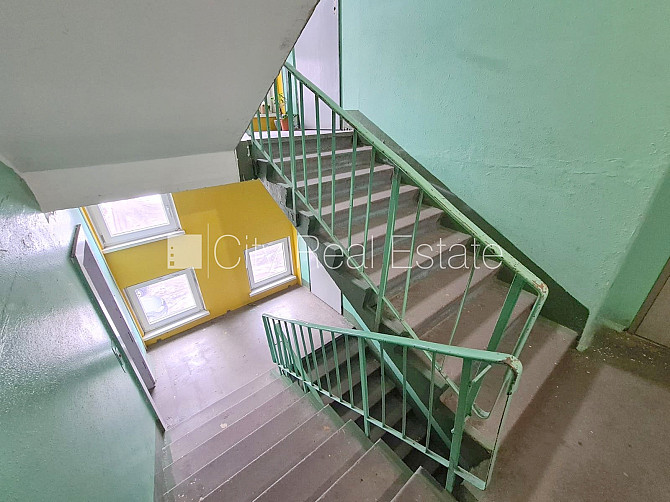 Фасадный дом, вход со двора, лифт, лестничная клетка после косметического Рига - изображение 19