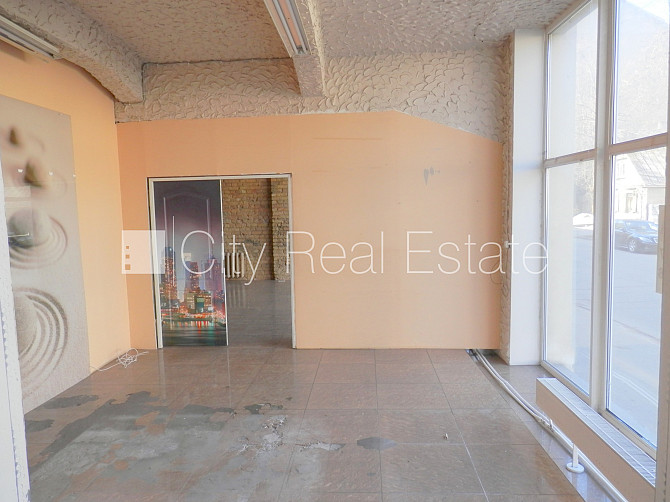 Fasādes māja, slēgta teritorija, vieta vairākām automašīnām, apsargāta teritorija, objektu Rīga - foto 3