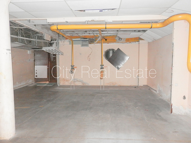 Fasādes māja, slēgta teritorija, vieta vairākām automašīnām, apsargāta teritorija, objektu Rīga - foto 9