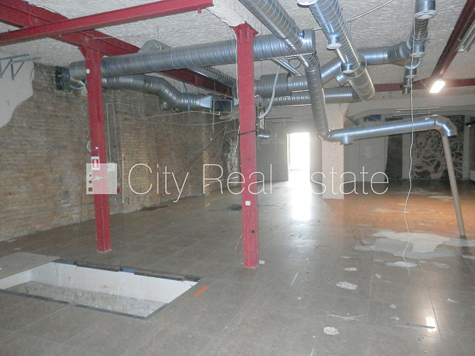 Fasādes māja, slēgts pagalms, vieta vairākām automašīnām, apsargāts pagalms, objektu Rīga - foto 8