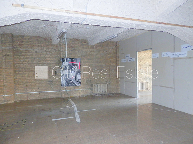 Fasādes māja, slēgts pagalms, vieta vairākām automašīnām, apsargāts pagalms, objektu Rīga - foto 19