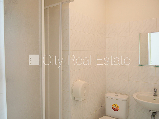 Pagalma ēka, renovēta māja, slēgts pagalms, slēgta teritorija, apsargāta teritorija, ieeja no Rīga - foto 6