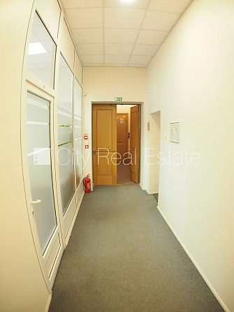 Fasādes māja, renovēta māja, viena kvadrātmetra apsaimniekošanas maksa mēnesī  1,5 EUR, Rīga - foto 11