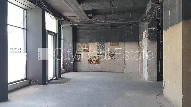 Фасадный дом, реновированный дом, вход с улицы, окна выходят на улицу, система Рига - изображение 8