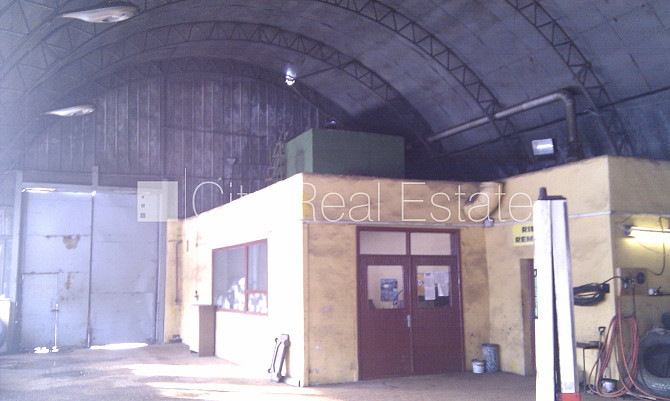 Iežogota teritorija, slēgta teritorija, iežogota teritorija ar betona paneļu sētu, vieta Rīga - foto 7