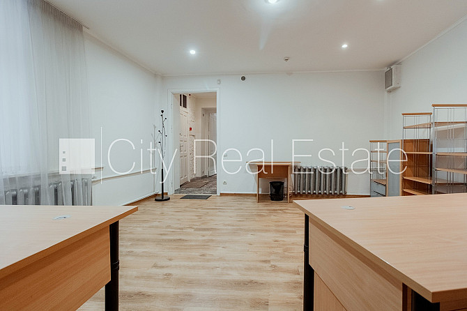 Фасадный дом, реновированный дом, вход с улицы, окна выходят во двор, система Рига - изображение 2