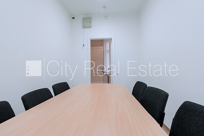 Фасадный дом, реновированный дом, вход с улицы, окна выходят во двор, система Рига - изображение 10