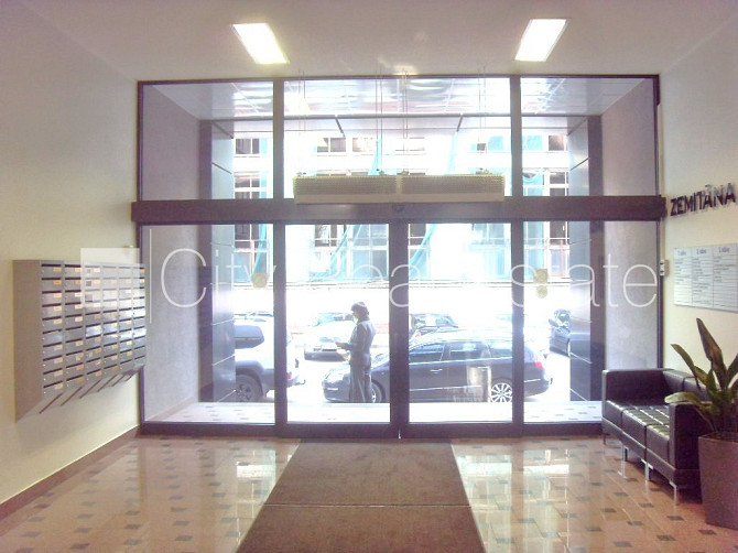 Jaunceltne, fasādes māja, viena kvadrātmetra apsaimniekošanas maksa mēnesī , objektu apsargā Rīga - foto 11