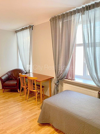 Fasādes māja, renovēta māja, slēgts pagalms, ieeja no ielas, kāpņu telpa pēc kosmētiskā Rīga - foto 4