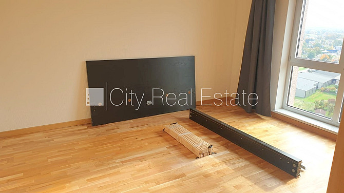 Jaunceltne, slēgts pagalms, teritorijas iebrauktuves vārti aprīkoti ar automatizētu Rīga - foto 8