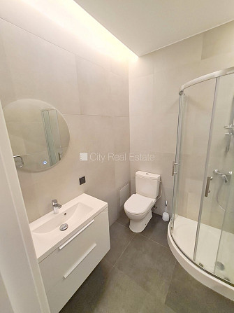 Fasādes māja, renovēta māja, slēgts pagalms, ieeja no ielas un pagalma, ir lifts, kāpņu Rīga - foto 9