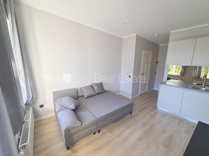 Fasādes māja, renovēta māja, slēgts pagalms, ieeja no ielas un pagalma, kāpņu telpa pēc Rīga - foto 6