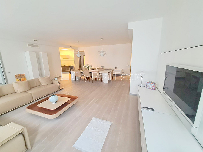 Zeme īpašumā, jaunceltne, apsargāta teritorija, objektu apsargā fiziskā apsardze, ieeja no Rīga - foto 14