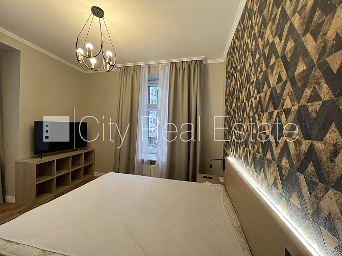 Fasādes māja, renovēta māja, bruģēts piebraucamais ceļš, iespēja nomāt autostāvvietu, Rīga - foto 2