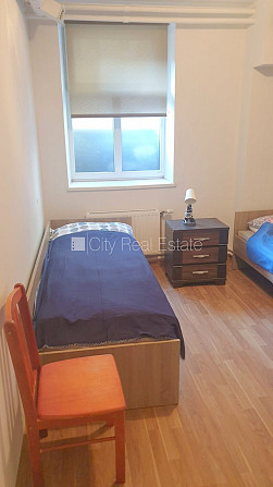 Fasādes māja, renovēta māja, slēgts pagalms, ieeja no pagalma, puspagrabs, kāpņu telpa pēc Rīga - foto 18