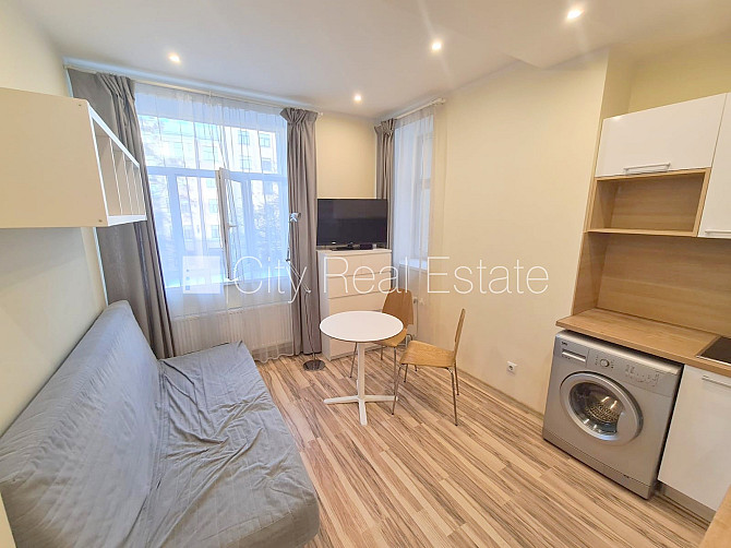 Здание во дворе, реновированный дом, закрытый двор, возможность аренды парковки, Рига - изображение 3