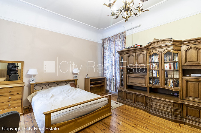 Pagalma māja, renovēta māja, slēgts pagalms, ieeja no pagalma, kāpņu telpa pēc kosmētiskā Rīga - foto 19