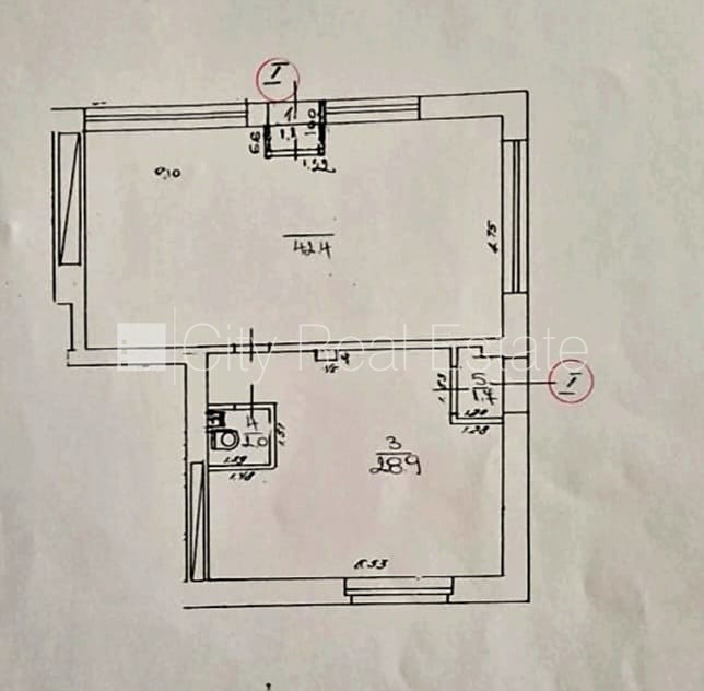 Фасадный дом, вход с улицы и со двора, помещения изолированы, центральное Рига - изображение 2