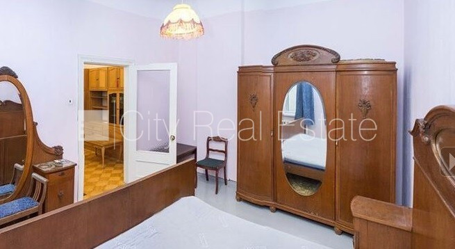 Место для машины, одна изолированная комната, проходные комнаты, высокие потолки, Рига - изображение 7